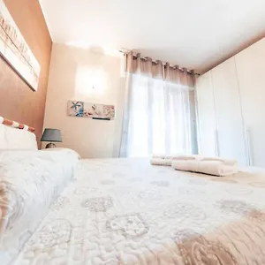 https://casa-luca-wifi-parcheggio.hotelitalianriviera.com